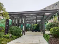 美的莲城首府 4室1厅 南 北