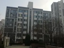 幸福e家五期 一楼 精装修保持好 楼层视野采光好