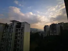 老城区 畔溪名都三房72万