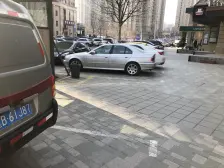 这房子老好了 业主婚房做了二次装修 全天采光 诚心卖