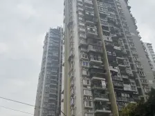 九号线旁 正规两室 户型方正 中间楼层 诚心出售