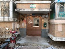 地铁口鼓风楼小区6楼不顶采光好