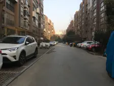 河医附 近,中间楼层,南 北通透户型,可拎包入住