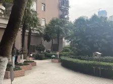 渝中区中山四路+陪d u小区+有小区环境+双轻轨