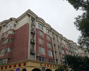 华南苑3室2厅东南