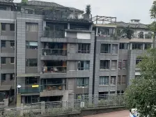 石桥铺半山公馆花园洋房 精装4房 实得260平