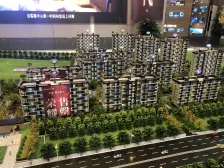 一楼带院子还有两层地下龙湖春江悦茗洋房