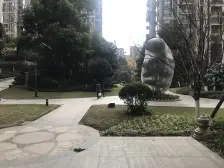 户型方正 中间楼层 交通出行方便