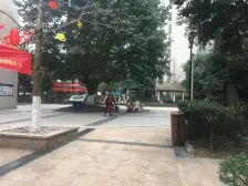 小万达 正规三房 交通出行方便 配套齐全