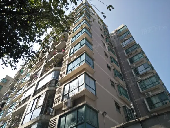 新港鸿花园