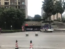 华岩新城 金科阳光小镇天天向上三房65万