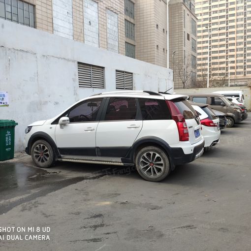 升龙国际中心4室2厅2卫南朝向3800.00元/月出租