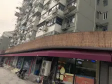 繁华地段、诚意出售、看房方便