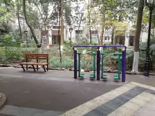 劳动路 学林雅园一房37万