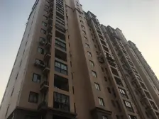 近地铁两房,双阳台落地窗采光好,自住精装即买即住