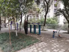 劳动路 百年世家二房42万