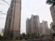 美兰湖7号线一房,户型正,新装修,可以拎包入住