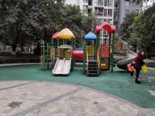 住家装修,环境优美,诚心出售,看房方便