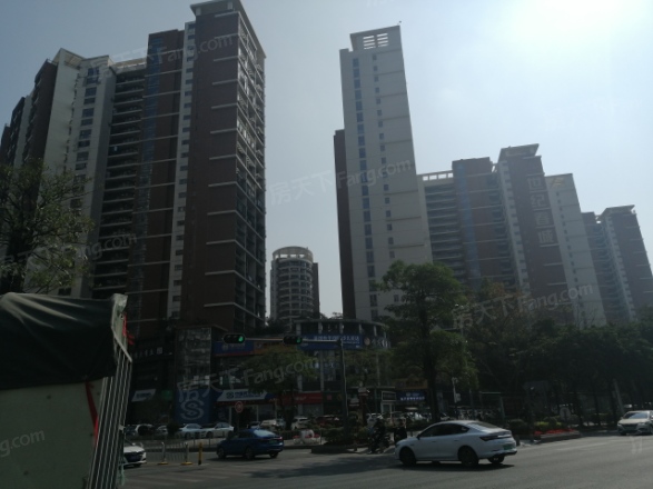 世纪春城