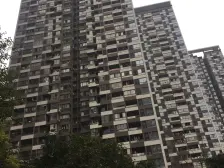 南坪商圈 正规两房 有阳台 业主安心出售 看房方便