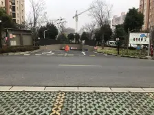 美兰湖地铁口 低总价 低单价 大两房128万 户型正气