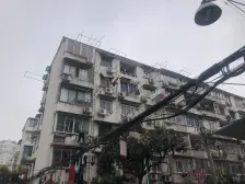 控江路129弄小区1室南朝向139.00万元/套出售