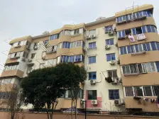 万达广场+配套齐全,顶楼复式,看房方便有露台户型好