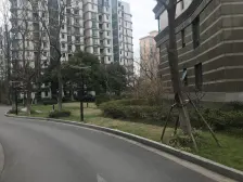 浦东世纪花园5室3厅4卫南朝向3500.00万元/套出售