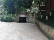 业主急售 轻轨200米 洋房户型 采光好 业主诚心出售