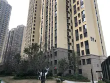 此房满两年 税费少 次新小区 毛坯房易于装修 人车分流