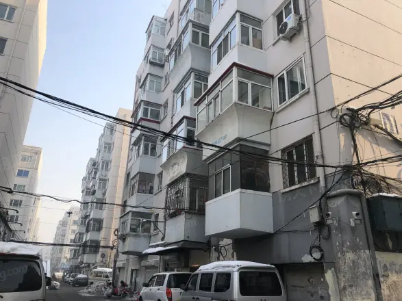 育英小区
