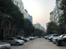 多层二楼 位置好 交通便利 公摊面积小 诚信出售