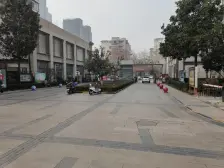 此房满五年 南北方正户型 地铁口大平层 南临十八里河