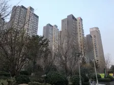 新蓝钻A区 地铁口 双气 精装修4房 看房方便