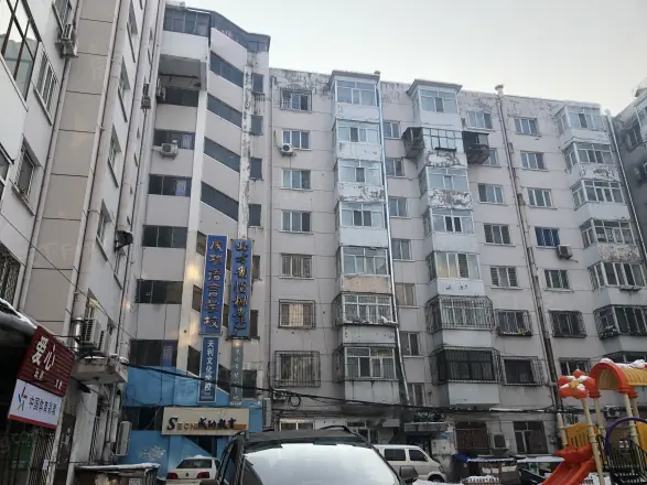 育英小区