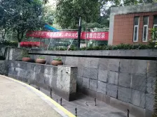 轻轨站旁,2房白菜价出,性价比高