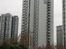 李家沱 融汇半岛五园湾四房70万