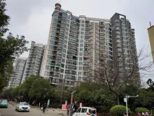 正荣大湖之都丽岛 南北通透,采光好 装修好,环镜优美 近地铁 视野好,诚心出售