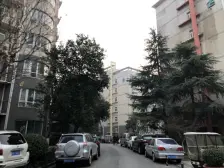 航海路地铁口 多层复式楼 带大露台 双气 诚心出售