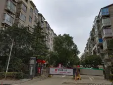 复式的上下两层,总价低业主诚心出售