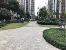 单间配套业主安心出售,朝中庭安静 不吵