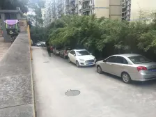 冉家坝东和春天东区三房看中庭