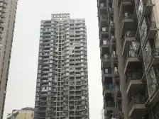 距万象汇仅仅一条马路,您值得拥有的小区房,