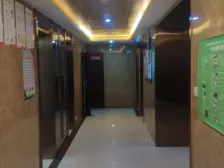 次新小区 ,轻轨房,精装修 中高楼层采光好,拎包入住