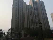 地铁口,升龙又一城,精致两房,满五唯一,业主诚售