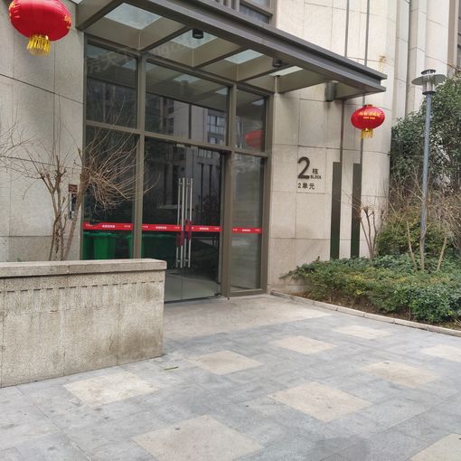 升龙城1室1卫东朝向2000.00元/月出租