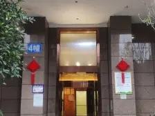 精装两房,采光充足住家安静舒适。