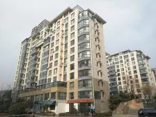 小高层三居室,精装修单价低,采光无遮挡,诚意出售