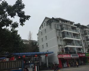 蔚蓝花城A区 1室1厅 东南