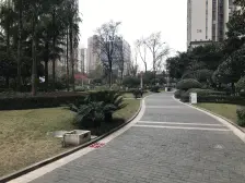 巴国城后门精装修三房双卫业主诚心卖小区环境优雅